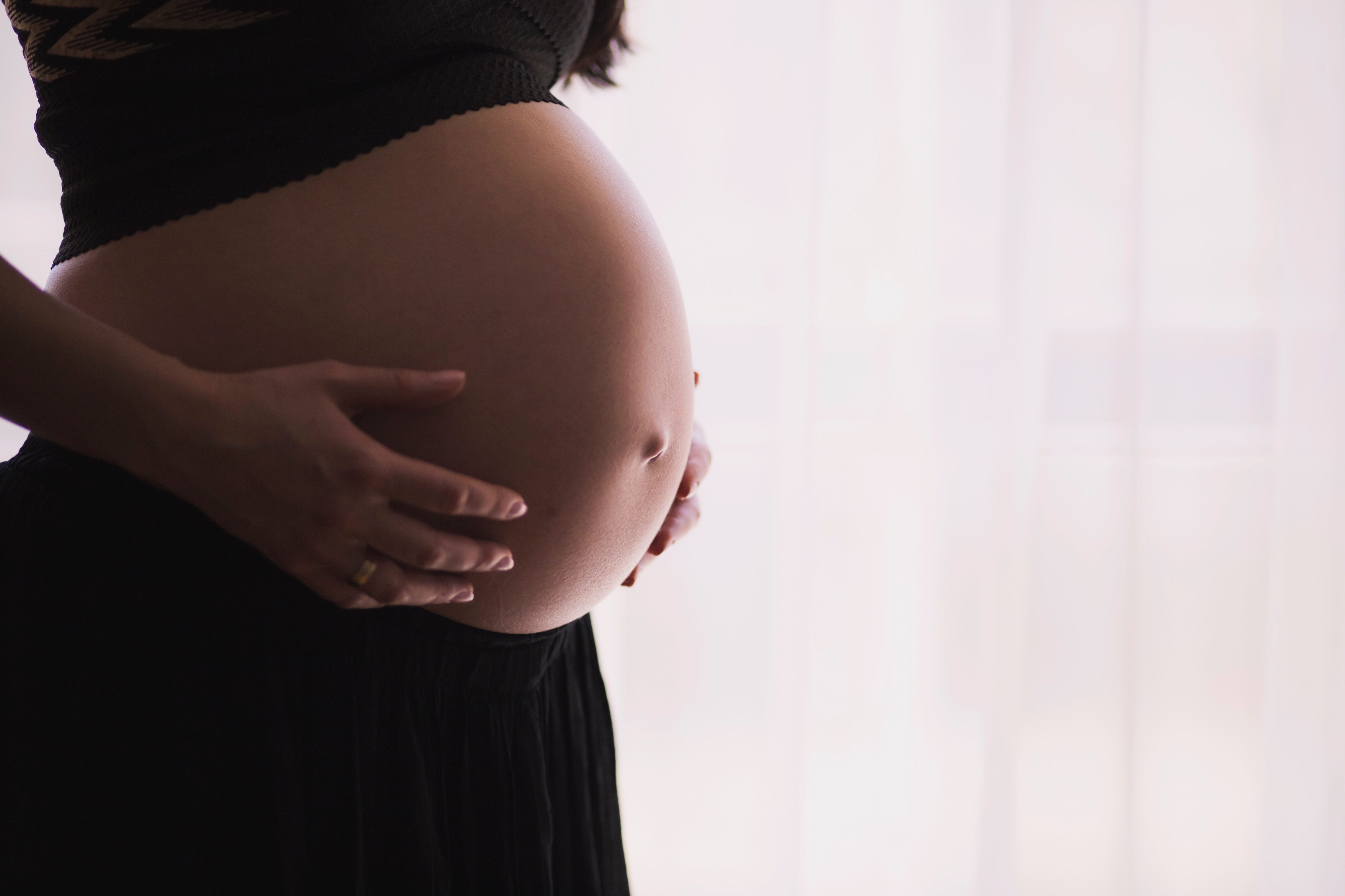  Cuidadosamente pensado para grávidas e mães em período de aleitamento MATERNIDADE